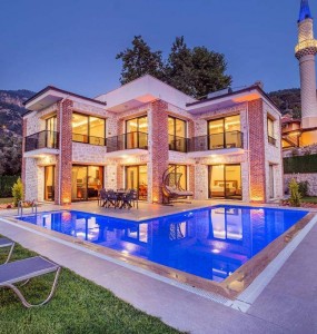 Villa Lirya